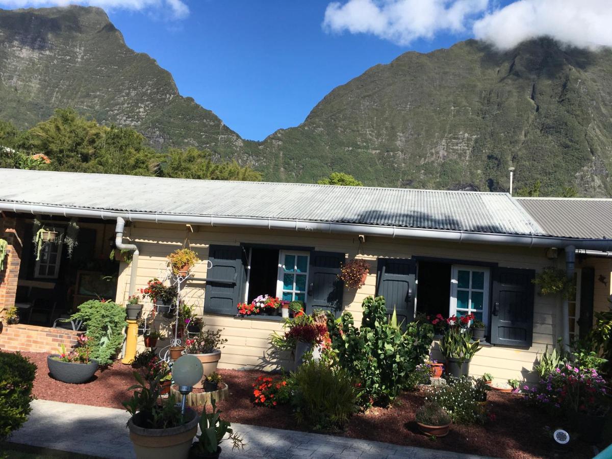 萨拉济Ti Kaz Hoareau住宿加早餐旅馆 外观 照片